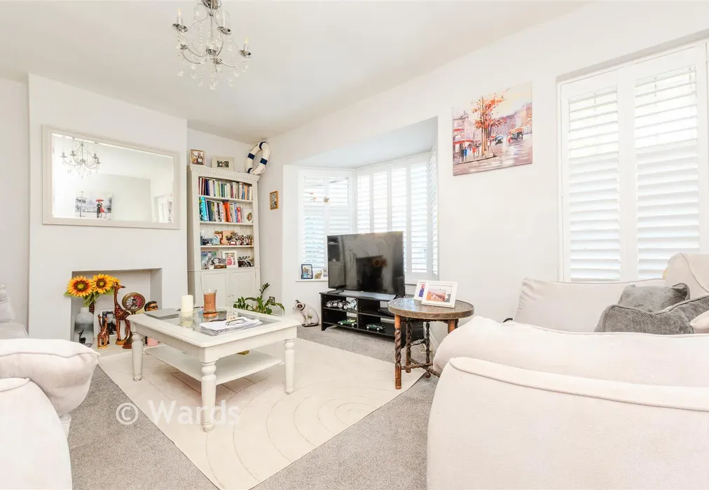 Lounge - Main Road, Longfield, Kent - Wards of Kent