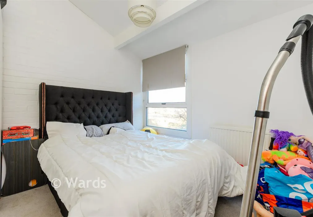 Bedroom 2 - Millfield, New Ash Green, Longfield, Kent - Wards of Kent