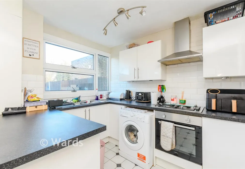 Kitchen - Millfield, New Ash Green, Longfield, Kent - Wards of Kent