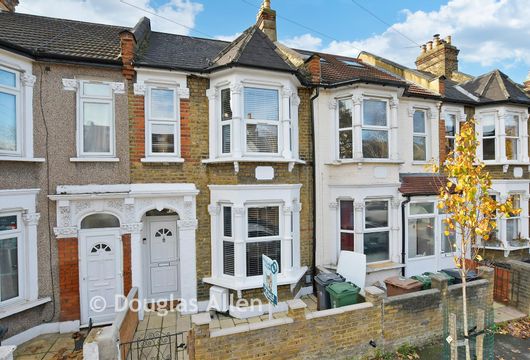 Wolsey Avenue, Walthamstow - Wards of Kent