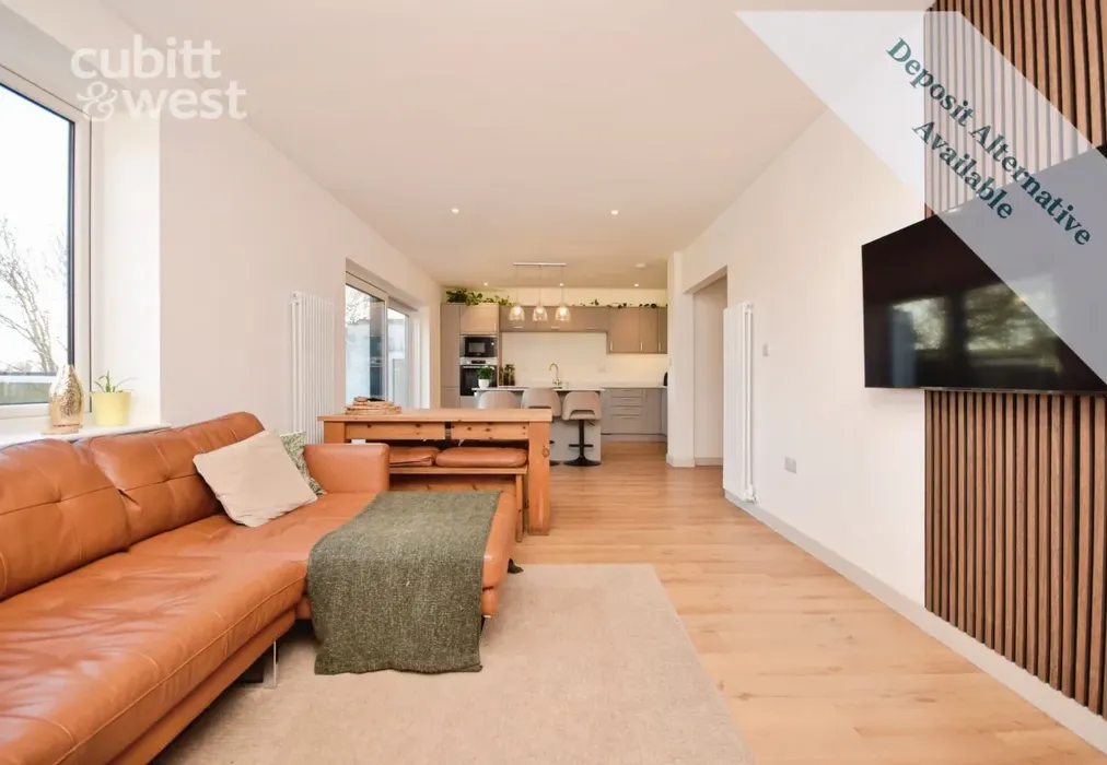 Open-Plan Living - Broomfield Avenue, Telscombe Cliffs, BN10 - Wards of Kent