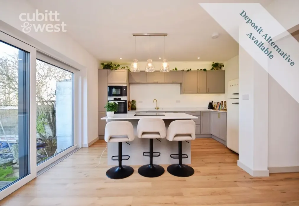 Kitchen - Broomfield Avenue, Telscombe Cliffs, BN10 - Wards of Kent