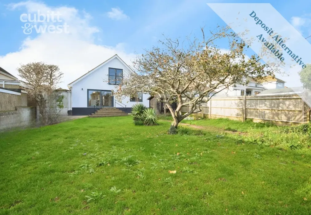 Garden - Broomfield Avenue, Telscombe Cliffs, BN10 - Wards of Kent