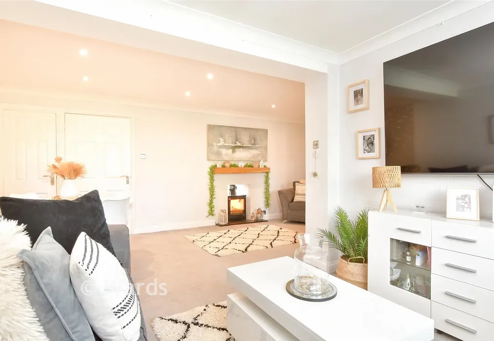 Lounge - Irvine Road, Higham, Rochester, Kent - Wards of Kent