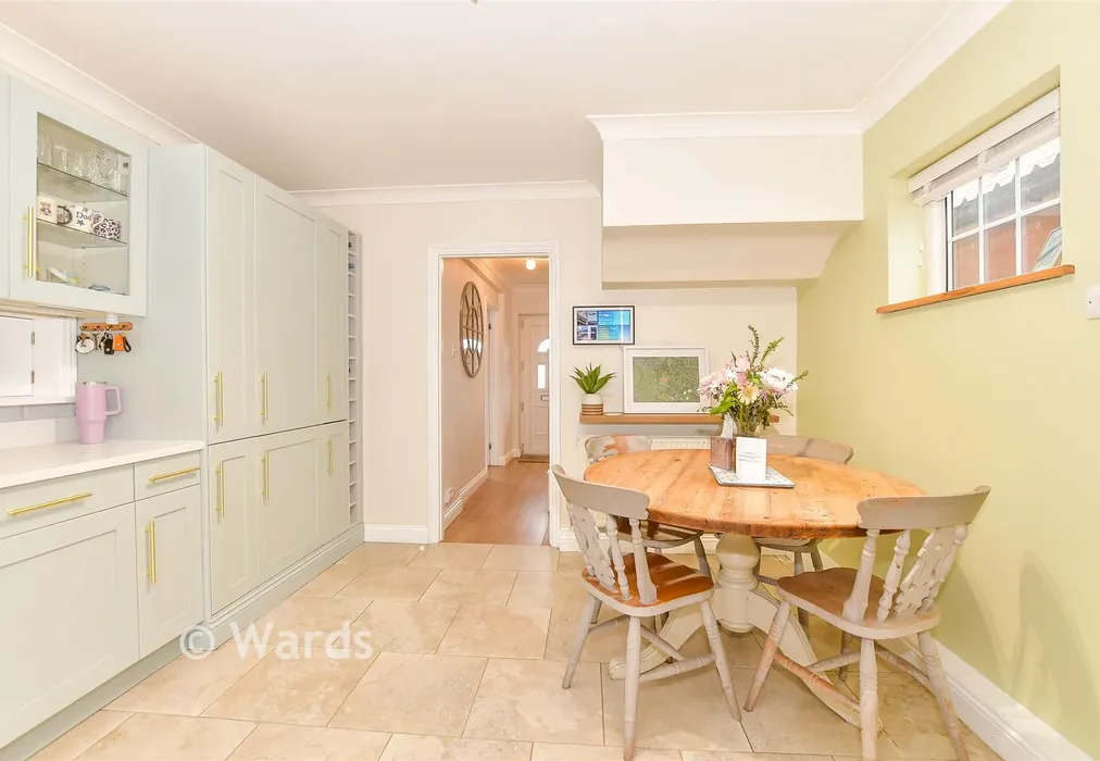 Kitchen - Pound Road, East Peckham, Tonbridge, Kent - Wards of Kent