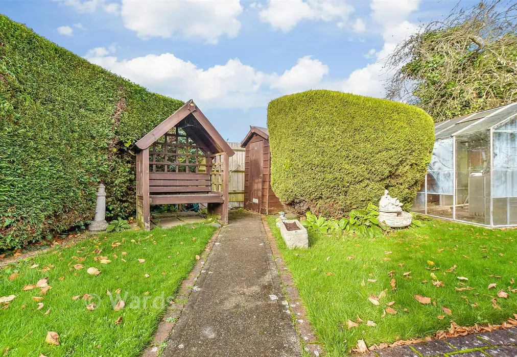 Rear Garden - Queens Road, Willesborough, Ashford, Kent - Wards of Kent
