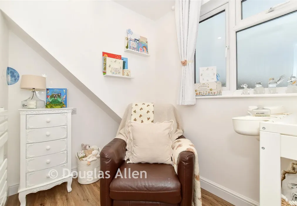 Bedroom 2 - Church End Lane, Runwell, Wickford, Essex - Wards of Kent