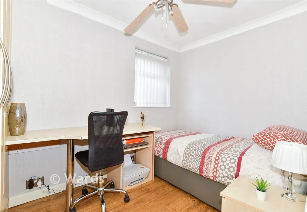 Bedroom 3 - Longfield Place, Maidstone, Kent - Wards of Kent