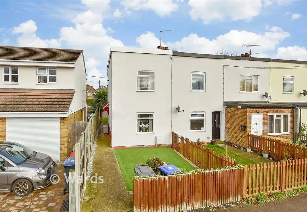 Ground Floor - Howfield Lane, Chartham Hatch, Canterbury, Kent - Wards of Kent