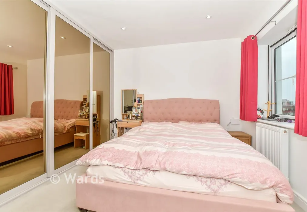 Bedroom 1 - Utah Road, Paddock Wood, Tonbridge, Kent - Wards of Kent