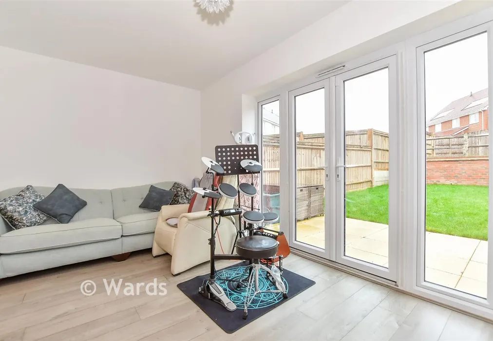 Lounge - Utah Road, Paddock Wood, Tonbridge, Kent - Wards of Kent