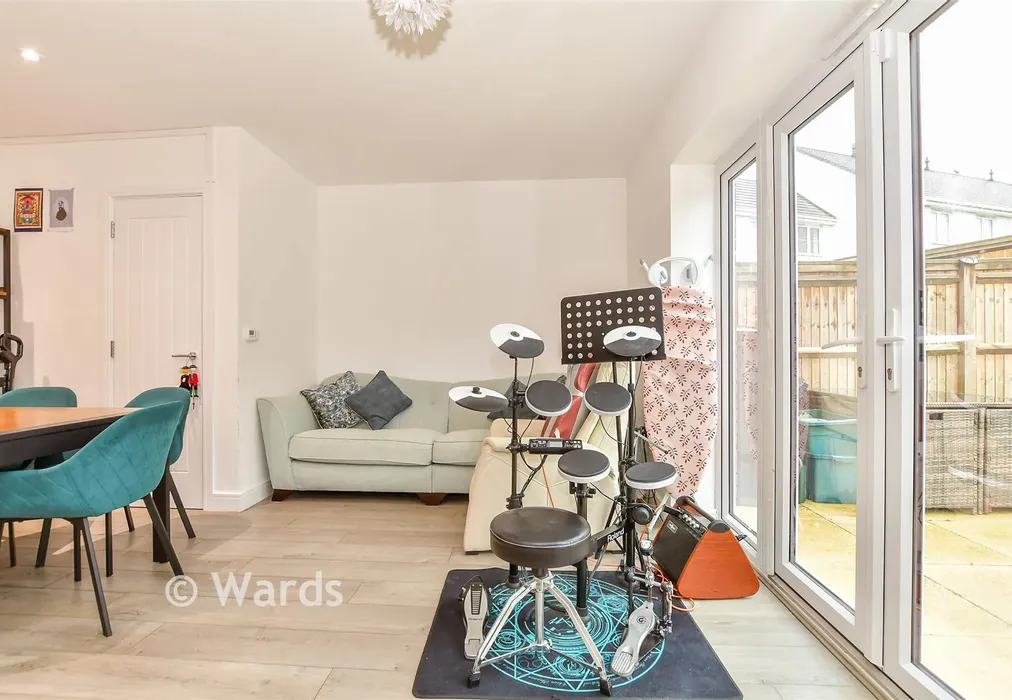 Lounge - Utah Road, Paddock Wood, Tonbridge, Kent - Wards of Kent