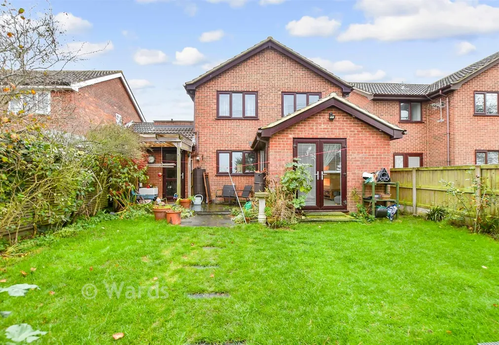 Rear Garden - Gloucester Mews, New Romney, Kent - Wards of Kent