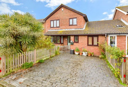 Gloucester Mews, New Romney, Kent - Wards of Kent