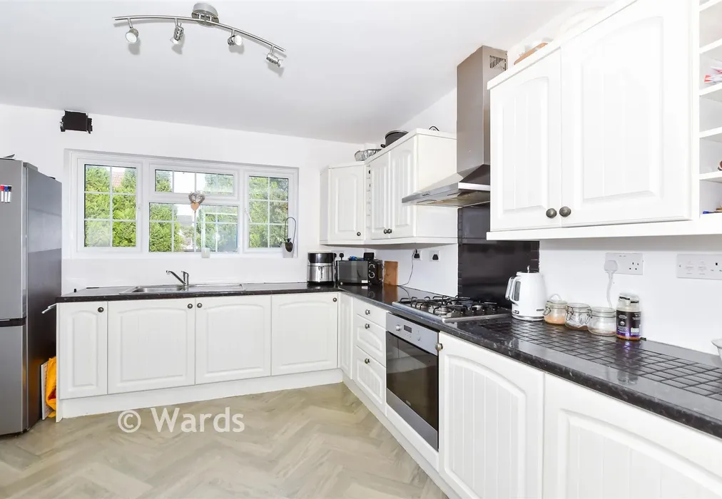Kitchen - Queen Elizabeth Square, Maidstone, Kent - Wards of Kent
