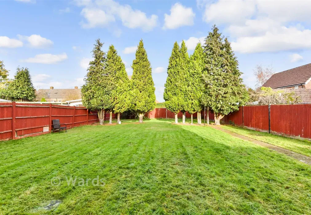 Rear Garden - Queen Elizabeth Square, Maidstone, Kent - Wards of Kent