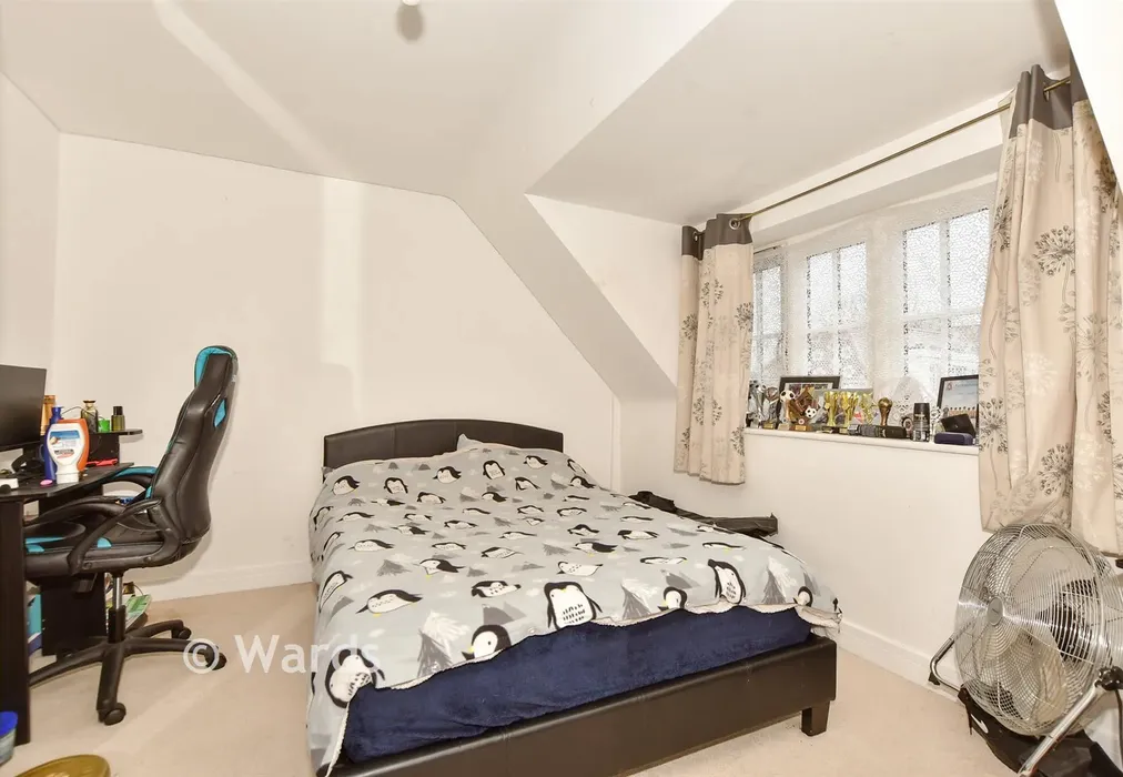 Bedroom 2 - King Street, Brenzett, Romney Marsh, Kent - Wards of Kent