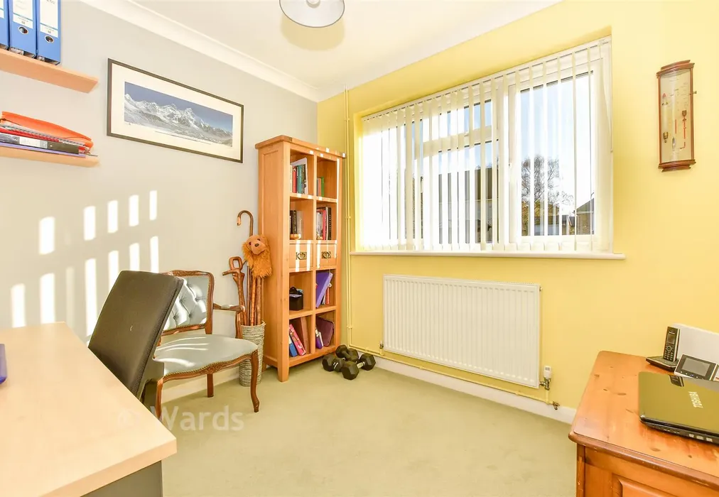 Bedroom 2 - Whiteheads Lane, Bearsted, Maidstone, Kent - Wards of Kent