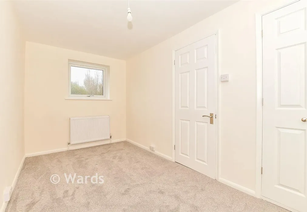 Bedroom 2 - Willow Crescent, Staplehurst, Tonbridge, Kent - Wards of Kent
