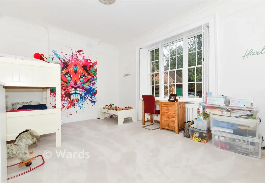 Bedroom 2 - Old Parsonage Court, West Malling, Kent - Wards of Kent