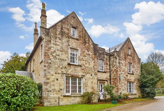 Old Parsonage Court, West Malling, Kent - Wards of Kent