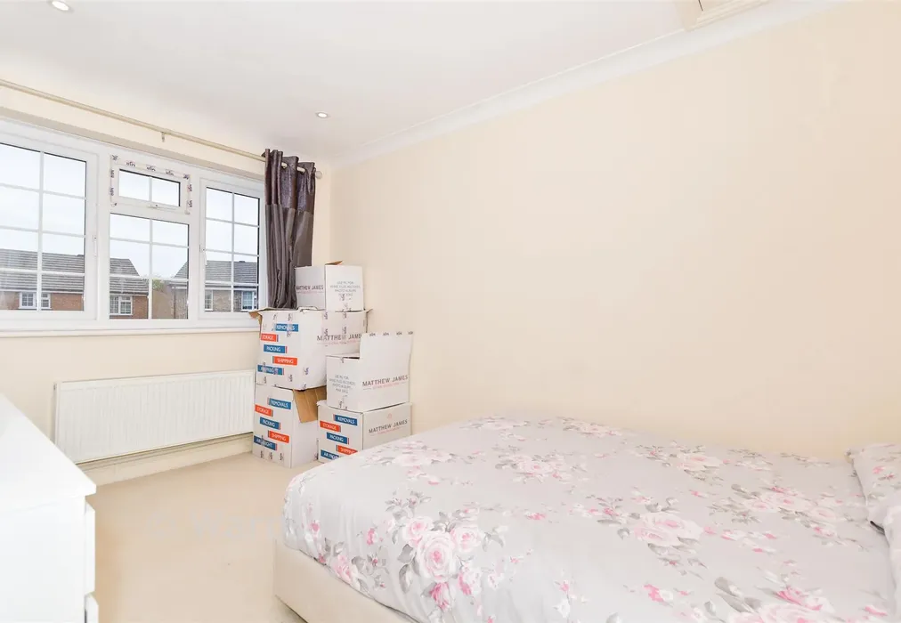 Bedroom 3 - Old Orchard Lane, Leybourne, Kent - Wards of Kent