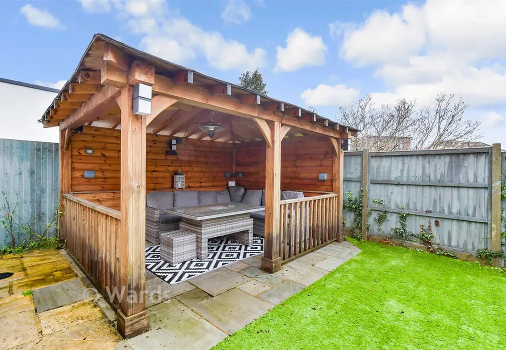 Rear Garden - Old Orchard Lane, Leybourne, Kent - Wards of Kent