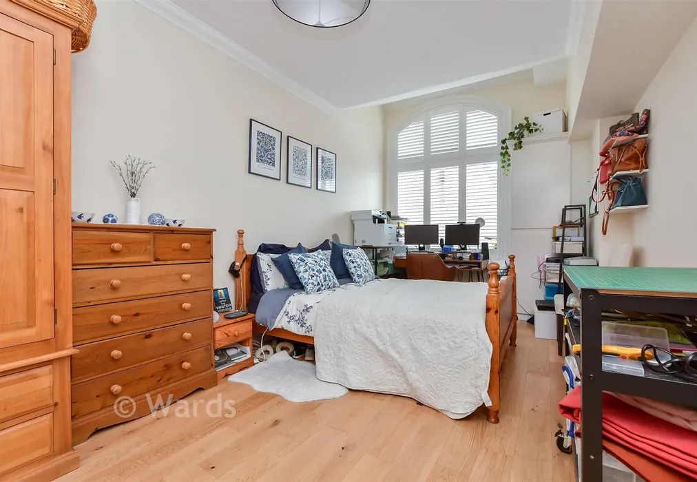 Bedroom 1 - Station Road, Herne Bay, Kent - Wards of Kent