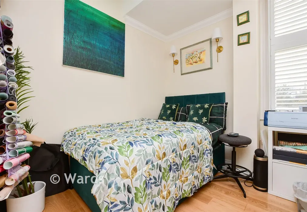 Bedroom 2 - Station Road, Herne Bay, Kent - Wards of Kent