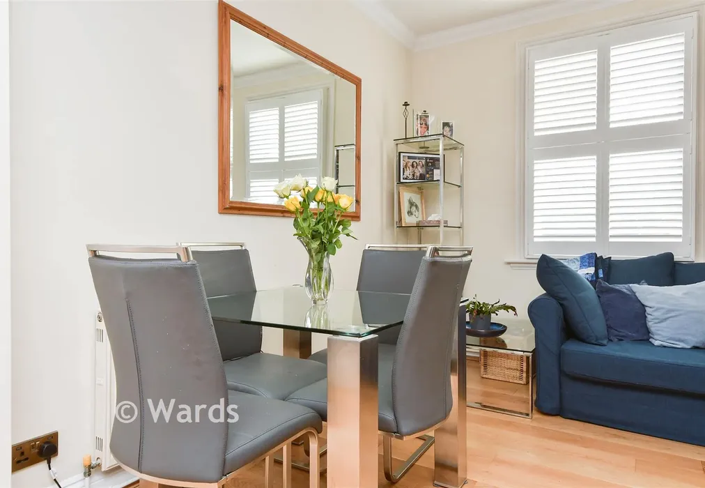 Lounge - Station Road, Herne Bay, Kent - Wards of Kent