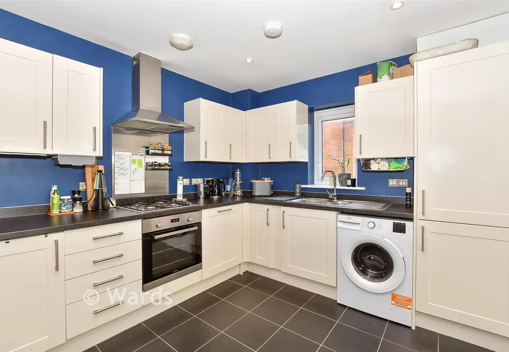 Kitchen/Lounge/ Diner - Tonbridge Road, Maidstone, Kent - Wards of Kent