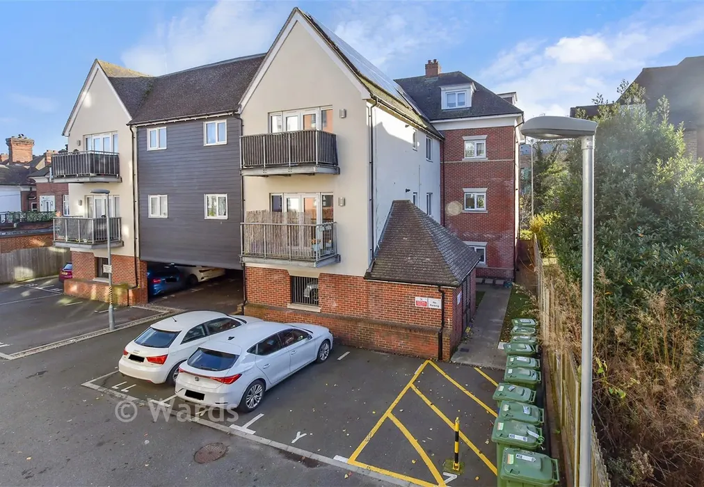 External (Brochure) - Tonbridge Road, Maidstone, Kent - Wards of Kent