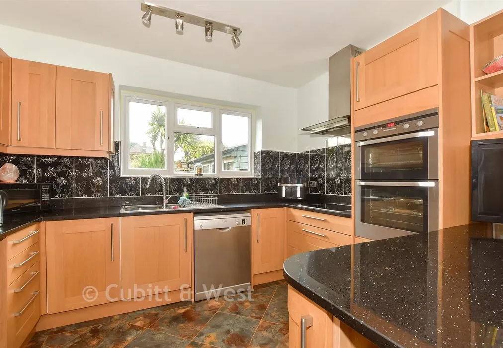 Kitchen/ Dining Room - Church Street, Rudgwick, West Sussex - Wards of Kent