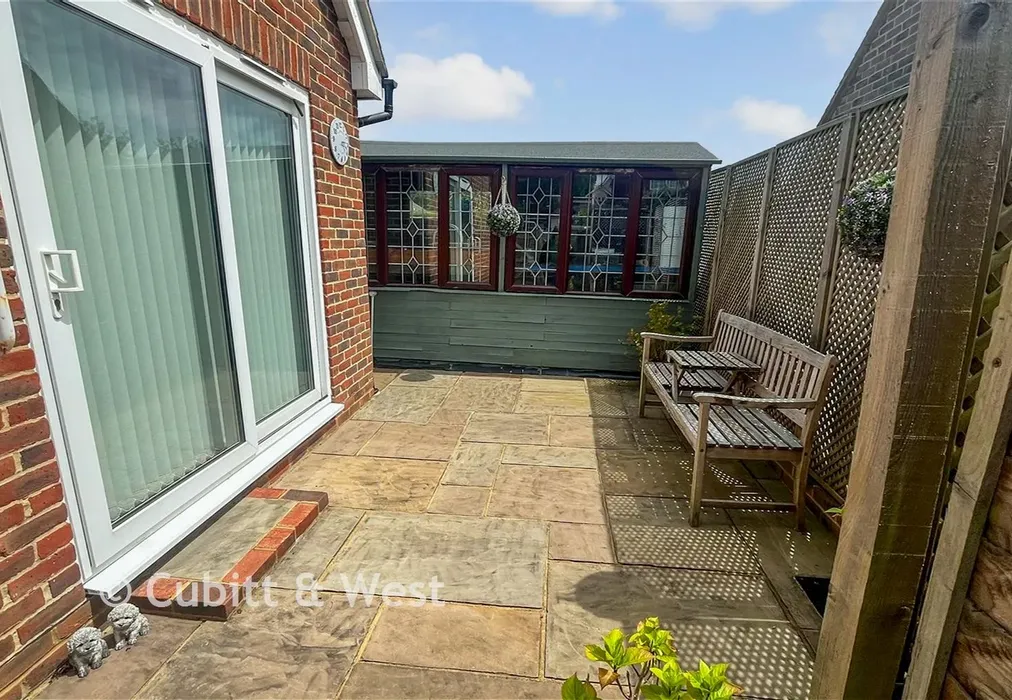 Side Patio 0626 - Church Street, Rudgwick, West Sussex - Wards of Kent