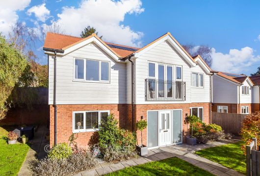 Lower Street, Pulborough, West Sussex - Wards of Kent