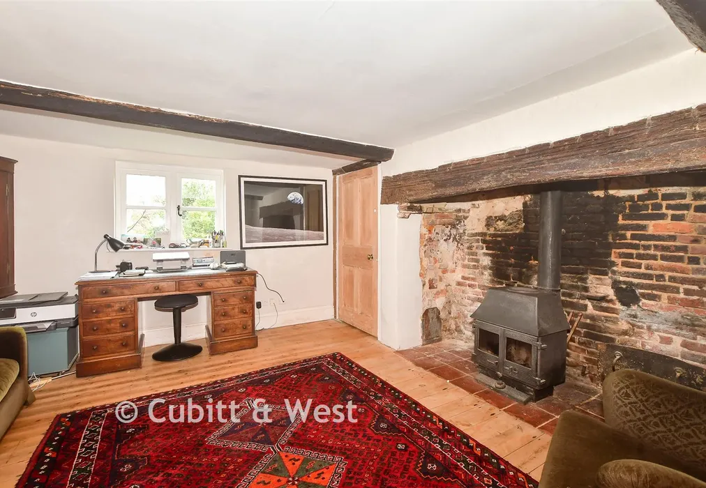 Sitting Room - The Street, Kingston, Lewes, East Sussex - Wards of Kent