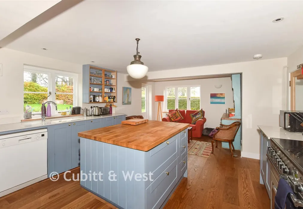 Kitchen - The Street, Kingston, Lewes, East Sussex - Wards of Kent