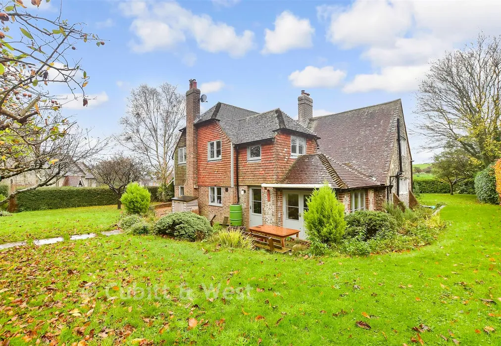 Rear Garden - The Street, Kingston, Lewes, East Sussex - Wards of Kent