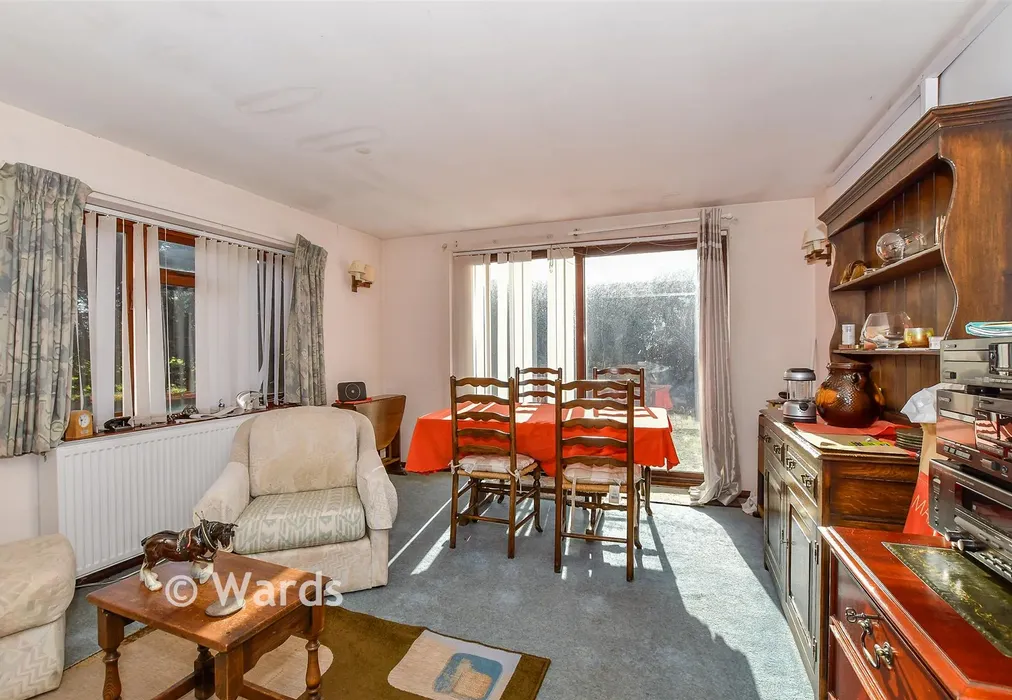 Sitting Room - Cradducks Lane, Staplehurst, Tonbridge, Kent - Wards of Kent