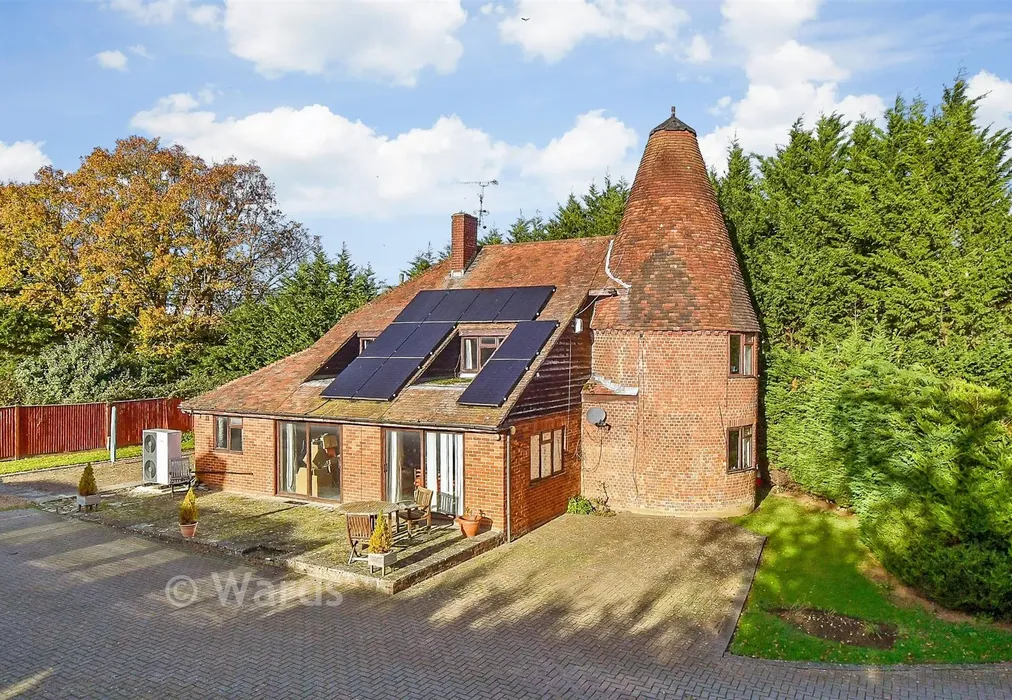 External (Web) - Cradducks Lane, Staplehurst, Tonbridge, Kent - Wards of Kent
