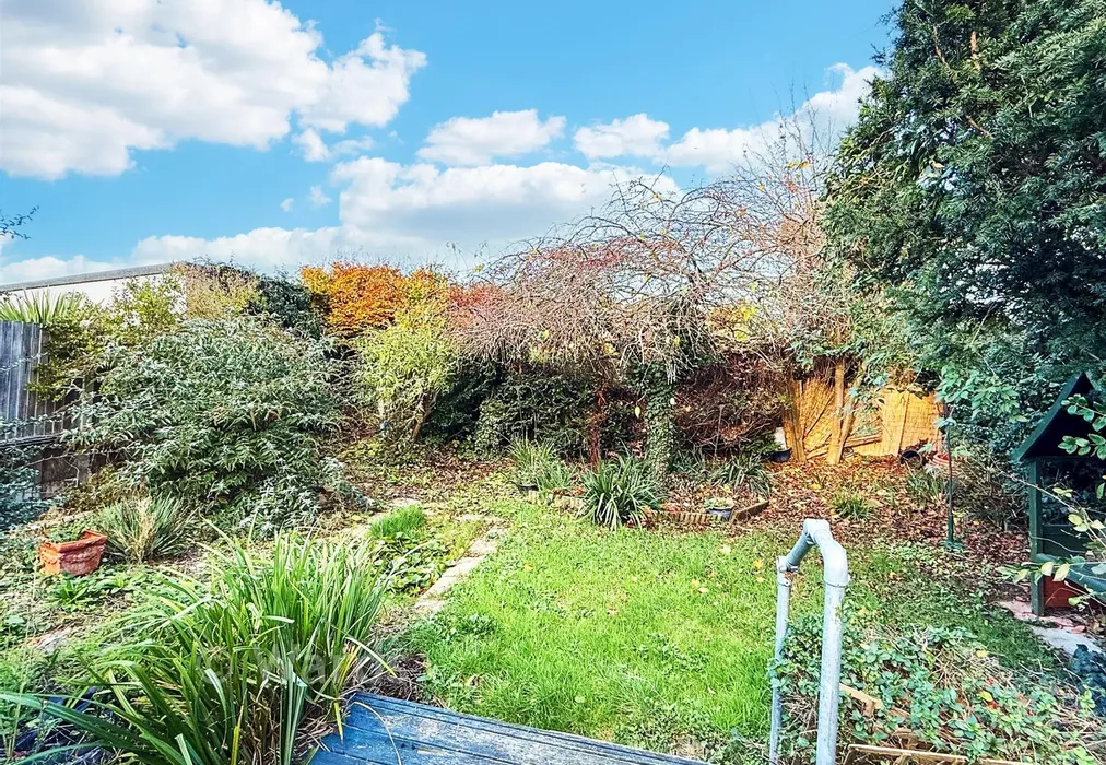 Rear Garden - Stanley Road, Whitstable, Kent - Wards of Kent