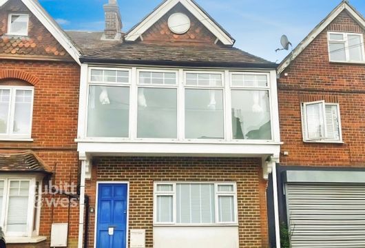 The Common Cranleigh GU6 - Wards of Kent