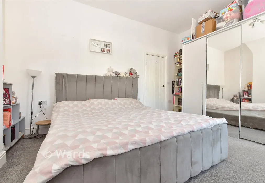 Bedroom 1 - Buckland Avenue, Dover, Kent - Wards of Kent