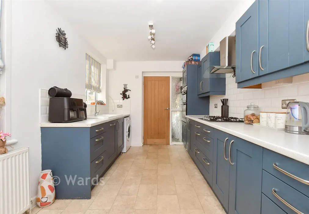 Kitchen - Buckland Avenue, Dover, Kent - Wards of Kent