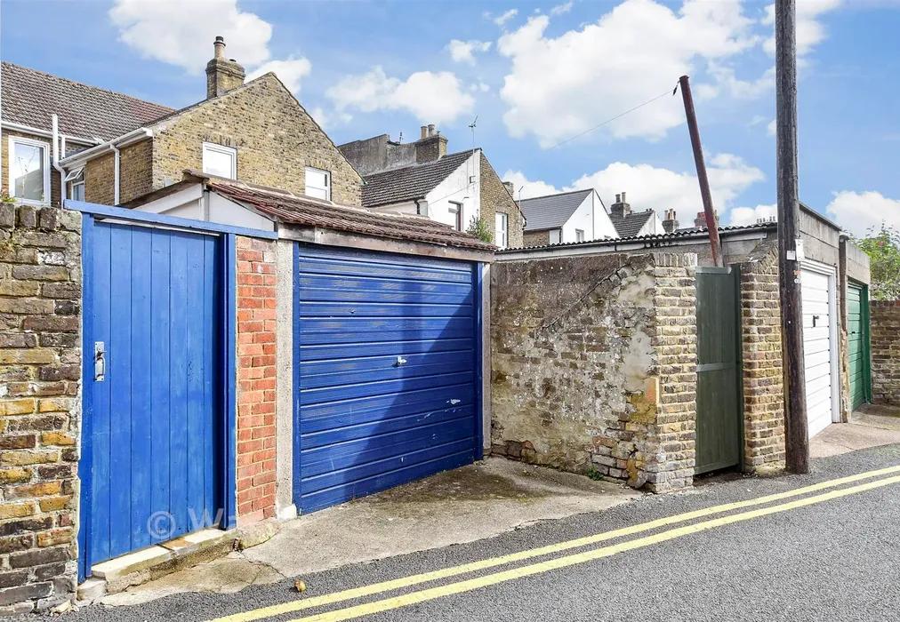 Garage - Buckland Avenue, Dover, Kent - Wards of Kent