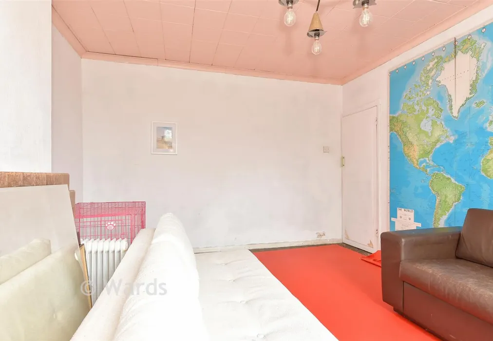 Lounge - Dartford Road, Horton Kirby, Kent - Wards of Kent