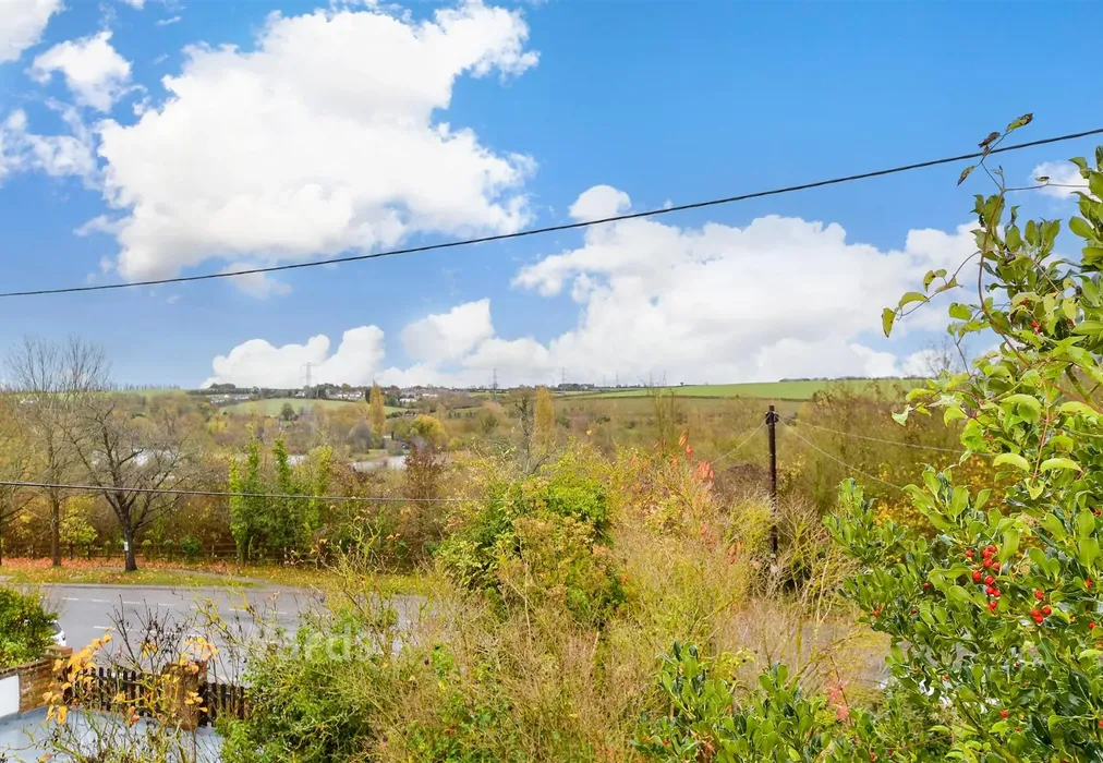 Views - Dartford Road, Horton Kirby, Kent - Wards of Kent