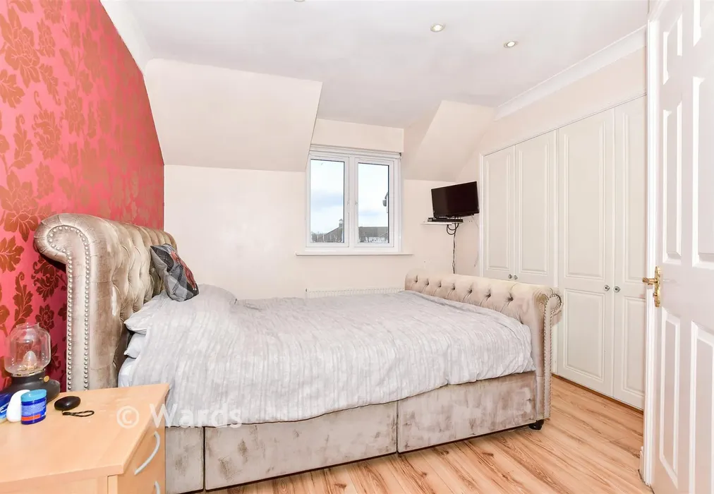Bedroom 1 - Hereford Close, Kennington, Ashford, Kent - Wards of Kent