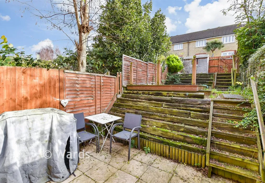 Rear Garden - Hereford Close, Kennington, Ashford, Kent - Wards of Kent