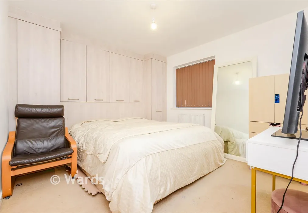 Bedroom 1 - Greystone Square, Wouldham, Rochester, Kent - Wards of Kent